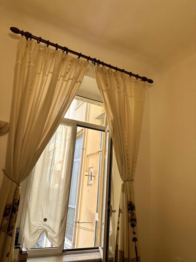 Alloggio In Centro Ben Servito Savona Exterior foto